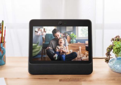 10.1" Portal from Facebook. Smart, Hands-Free Video Calling with Alexa Built-in